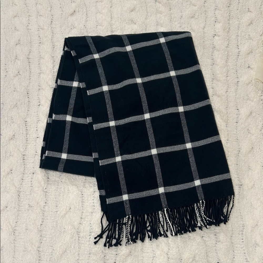Mark & Graham Classic Black and White Checkered Scarf